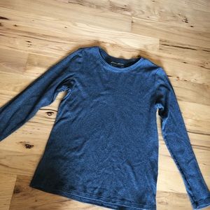 Grey long sleeve shirt